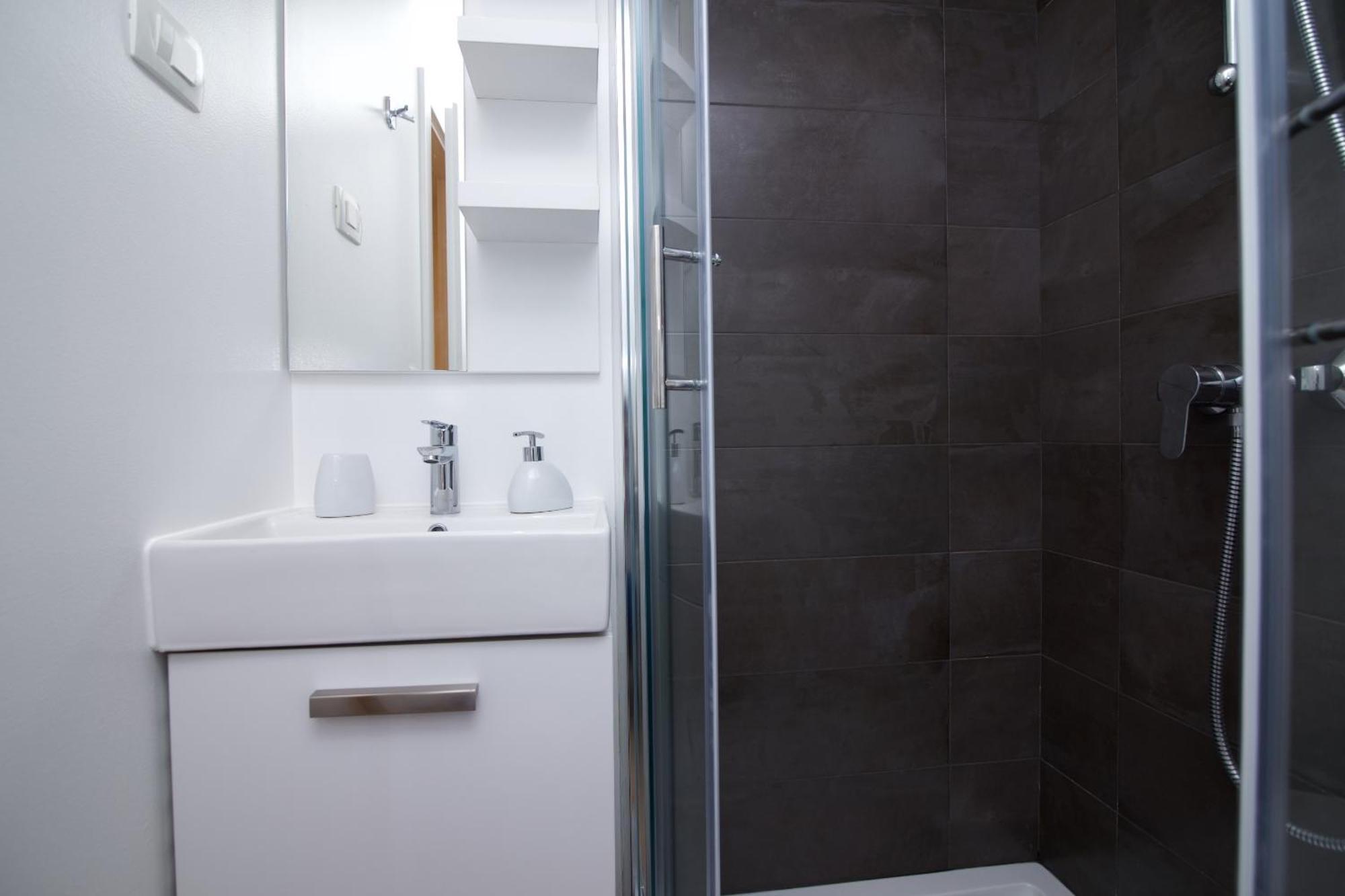 Tomica Apartments With Pool Biograd Na Moru Bagian luar foto