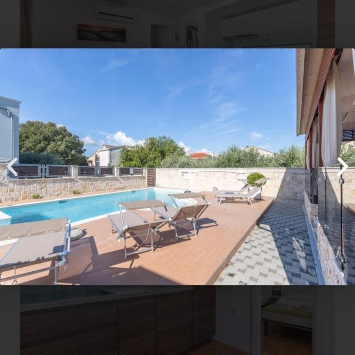Tomica Apartments With Pool Biograd Na Moru Bagian luar foto
