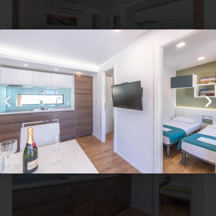 Tomica Apartments With Pool Biograd Na Moru Bagian luar foto
