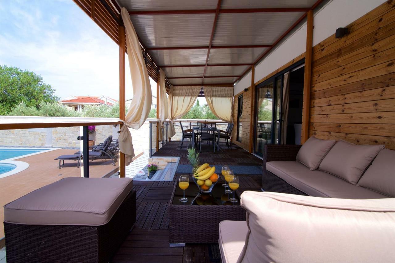 Tomica Apartments With Pool Biograd Na Moru Bagian luar foto