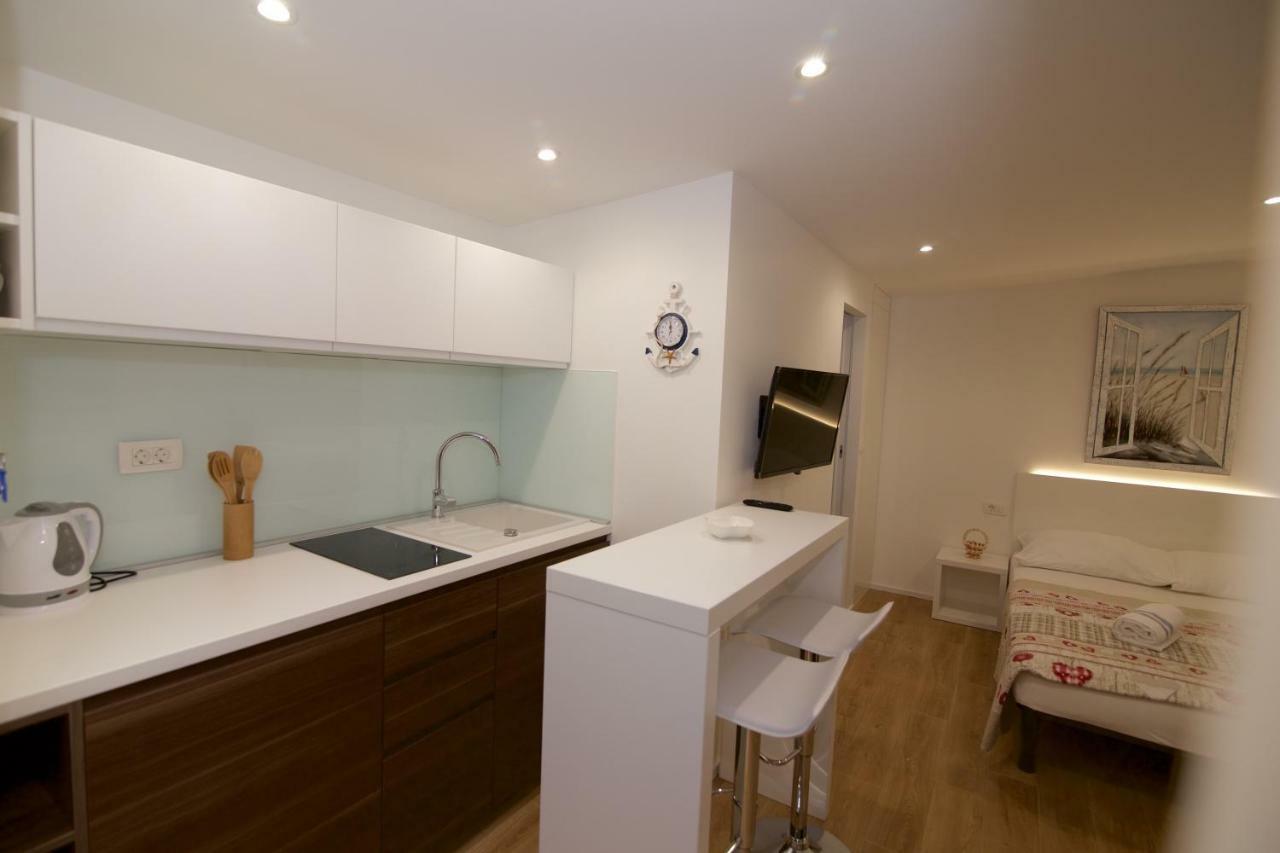 Tomica Apartments With Pool Biograd Na Moru Bagian luar foto
